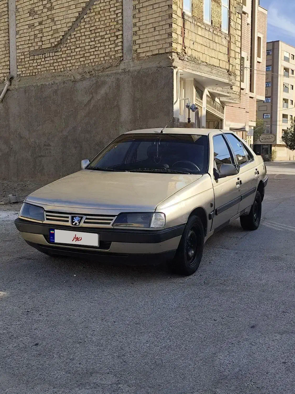 405 مدل 83|خودرو سواری و وانت|شهرضا, |دیوار