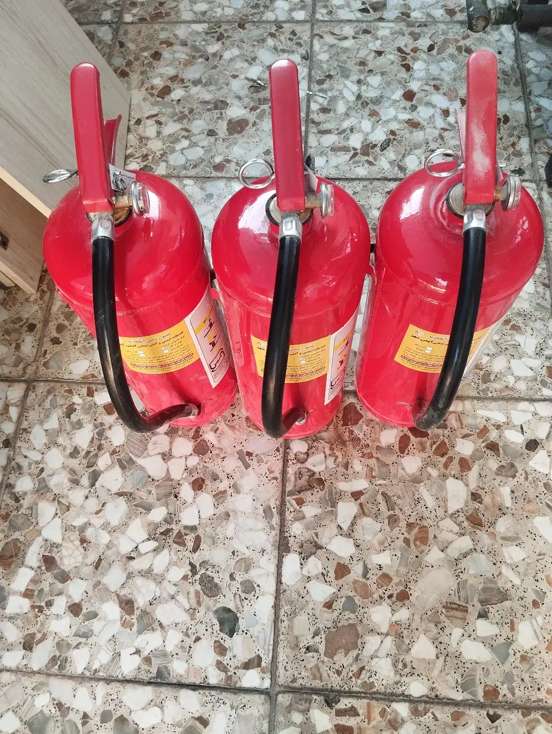 کپسول آتش نشانی|مصالح و تجهیزات ساختمان|شیراز, شریف‌آباد|دیوار