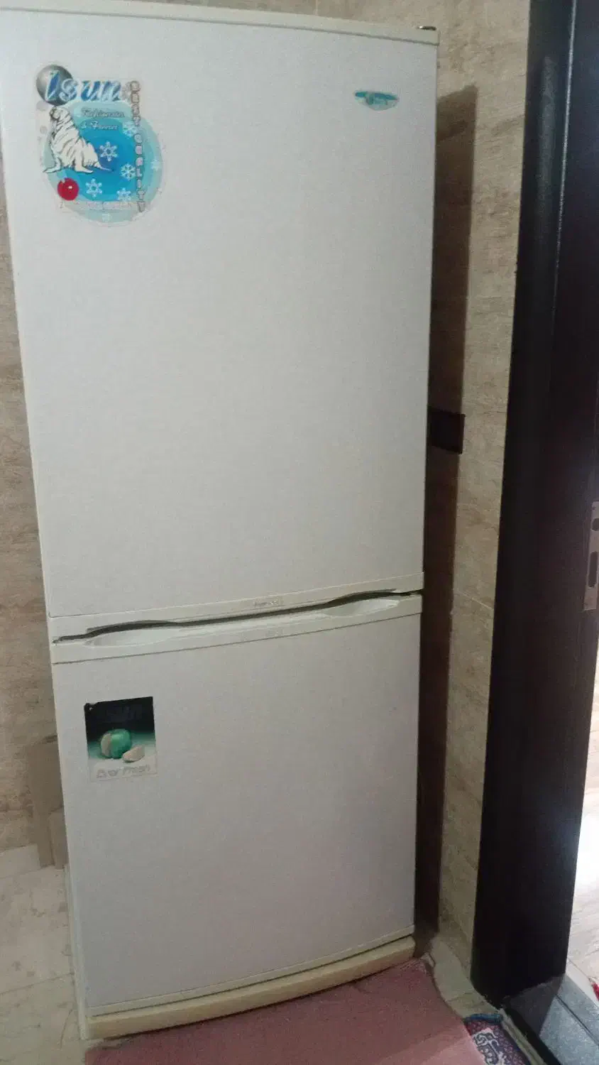 یخچال|یخچال و فریزر|هشتگرد, هشتگرد قدیم|دیوار