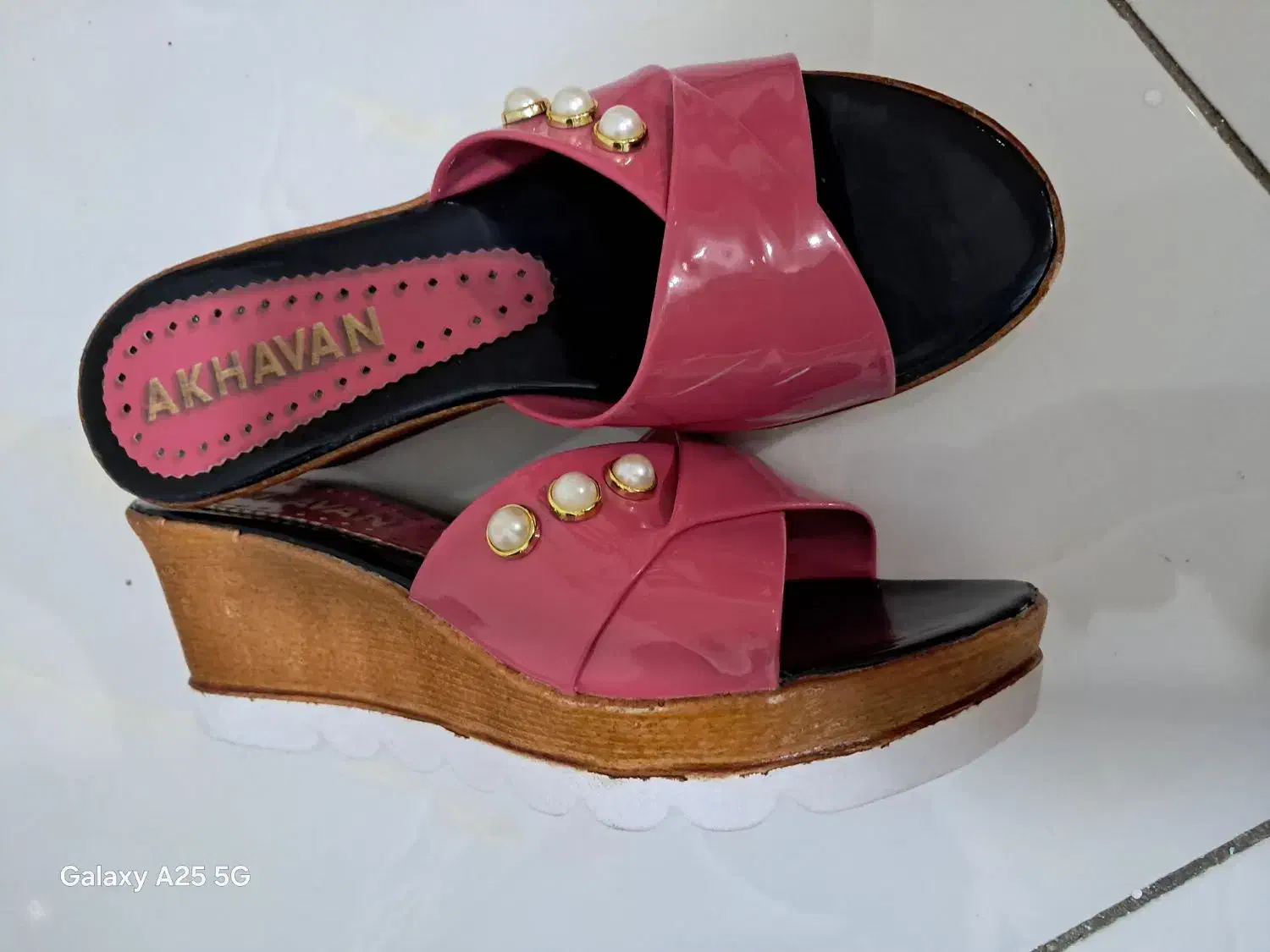 کفش بچه گانه و صندل زنانه|کیف، کفش، کمربند|پاکدشت, پاکدشت (مامازند)|دیوار