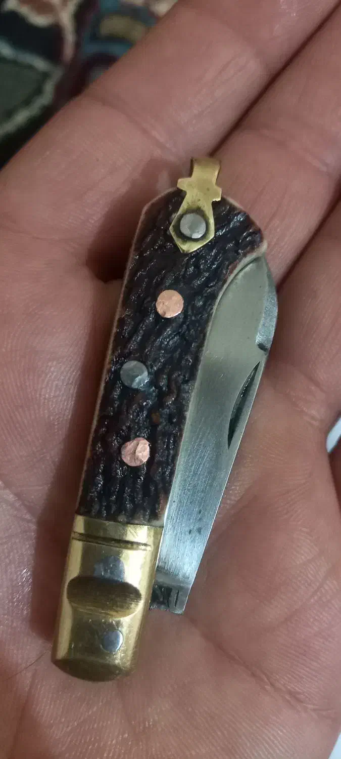 چاقو|کلکسیون اشیاء عتیقه|اسلام‌‌آباد غرب, |دیوار