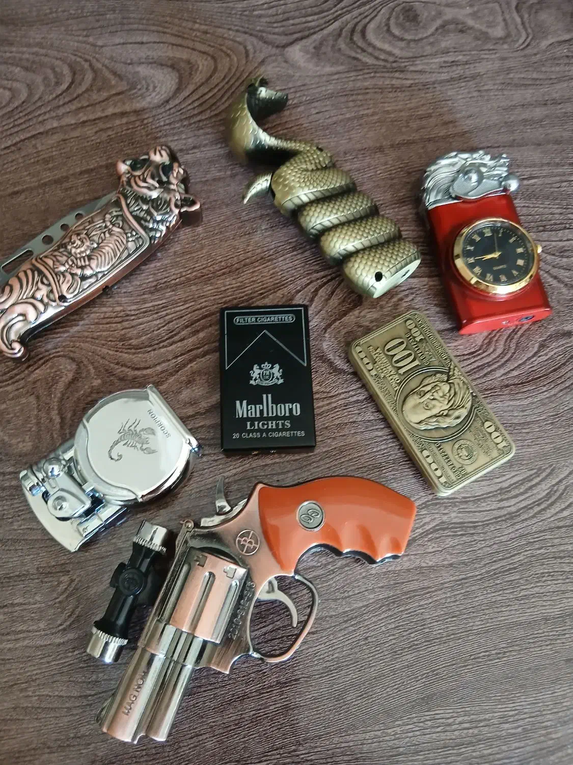 دوعدد فندک اتمی یکی عکس دلار آمریکا شعله رنگی|کلکسیون و سرگرمی|سمنان, |دیوار