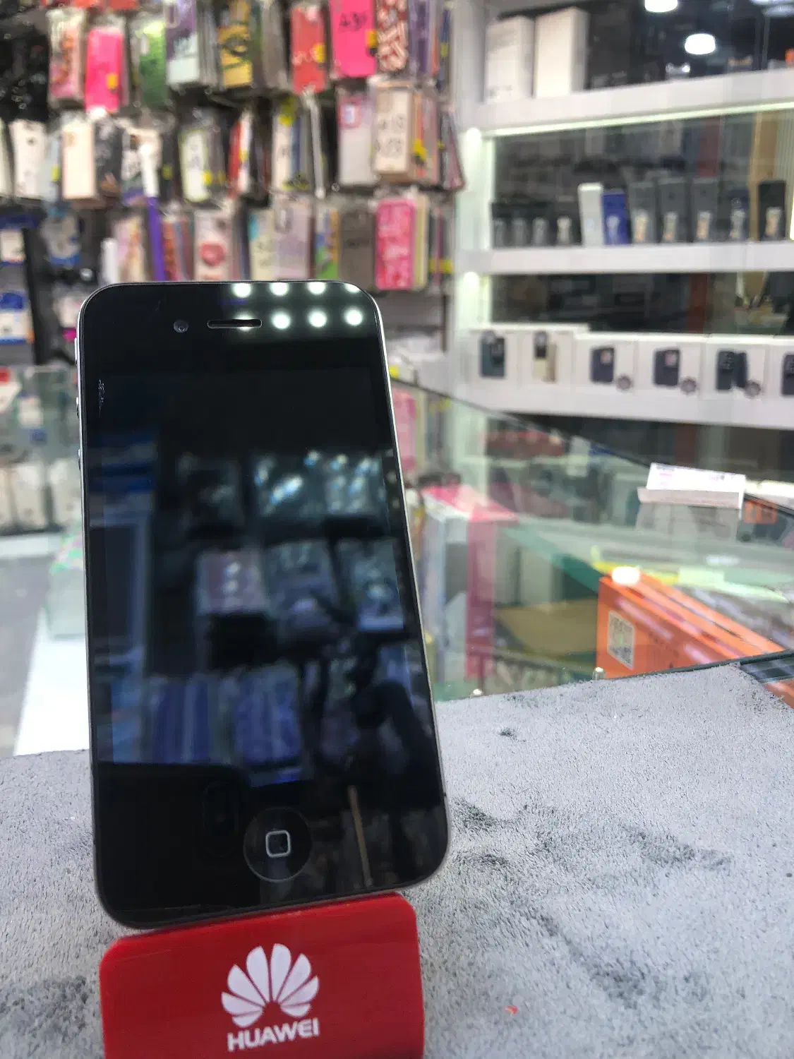 ایفون 4|موبایل|بندرعباس, |دیوار