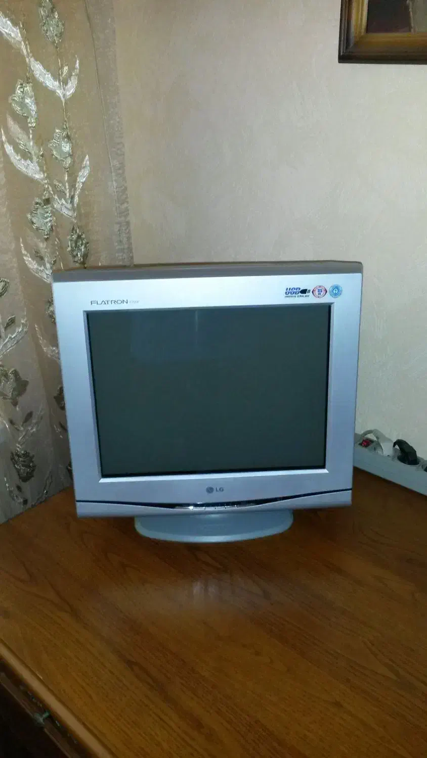 مانیتور ،LG flatron|قطعات و لوازم جانبی رایانه|سهند, |دیوار