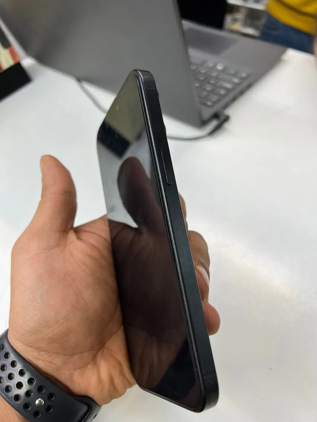 ایفون ۱۵ پرو مکس فوق العاده ریجستر شده zaa|موبایل|اصفهان, عسگریه|دیوار