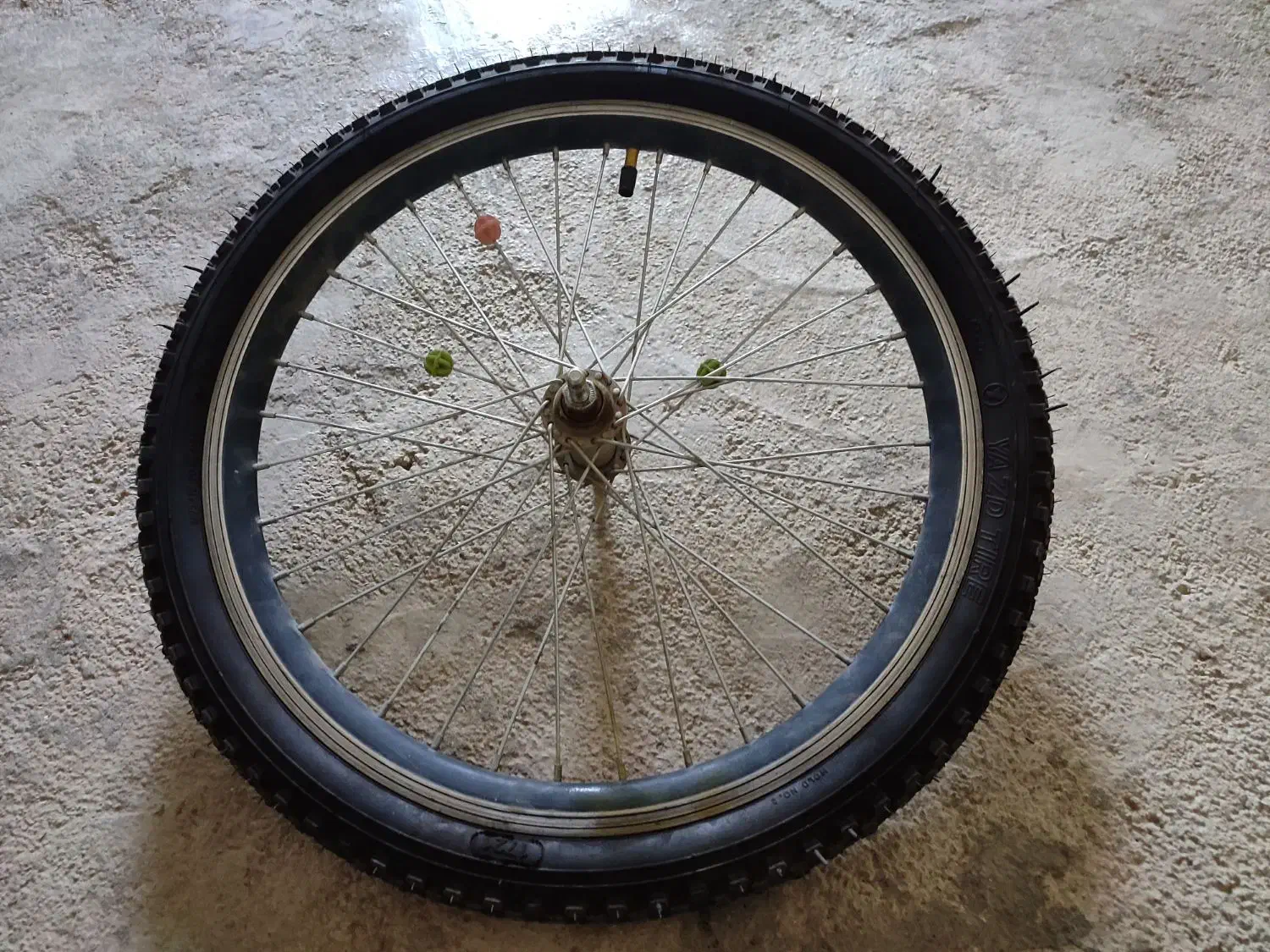 تایر دوچرخه سایز ۲۰|دوچرخه، اسکیت، اسکوتر|فارسان, |دیوار