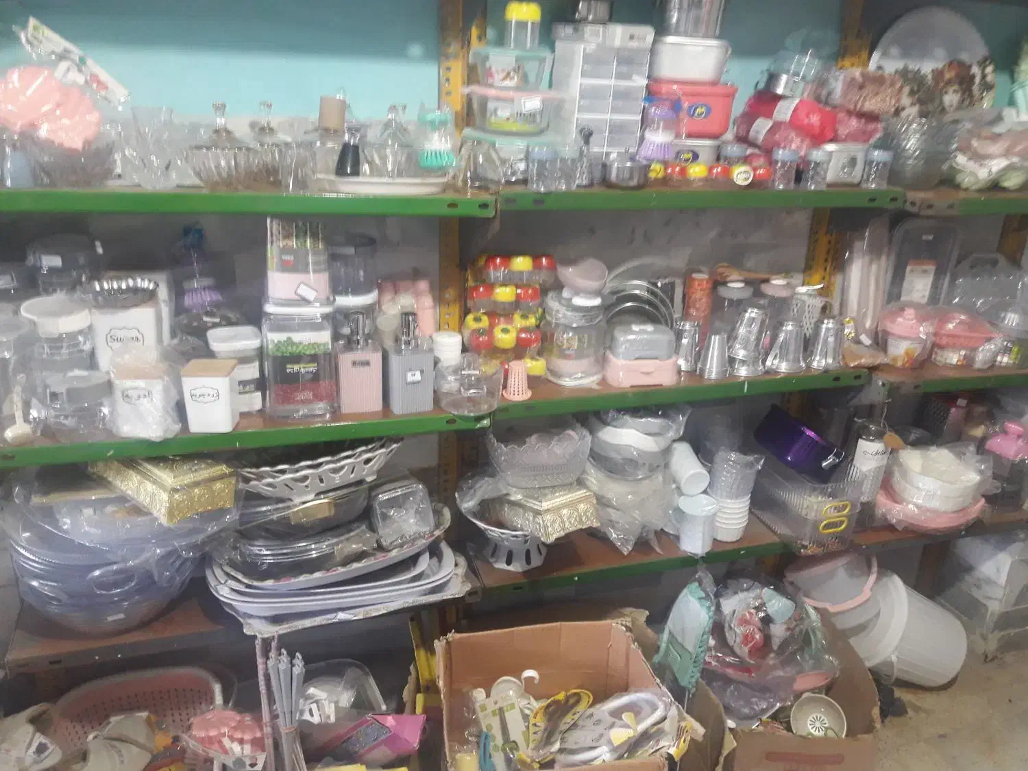 فروش وسایل پلاستیک فروشی زیر قیمت فاکتور|فروشگاه و مغازه|بلبان آباد, |دیوار