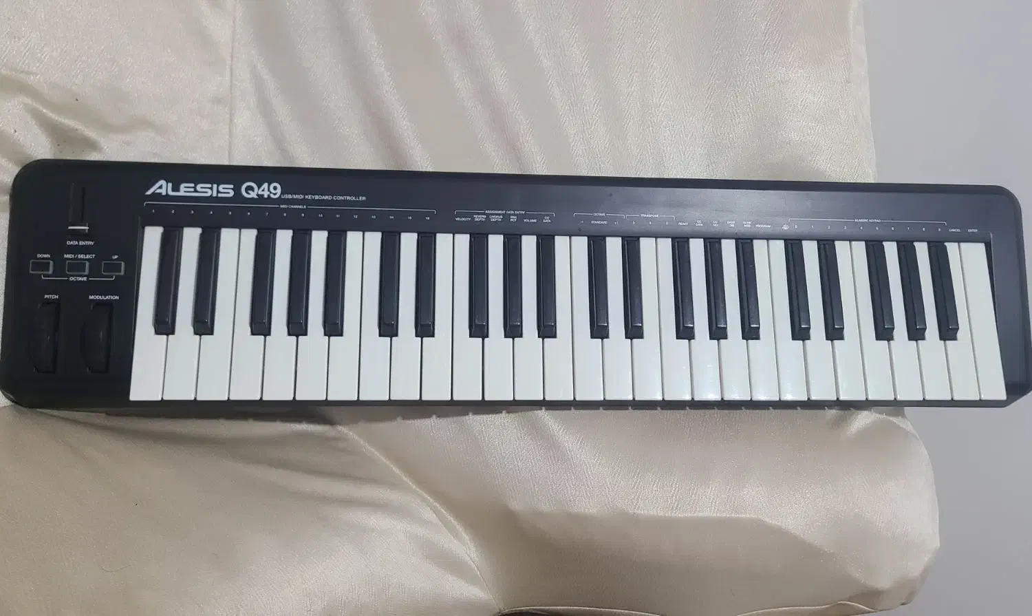 میدی کنترلر|پیانو، کیبورد، آکاردئون|مرند, |دیوار