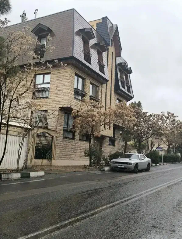 ۳۲۰متردر۳طبقه/مستغلات/براصلی|اجارهٔ دفتر کار، اتاق اداری، مطب|تهران, جنت‌آباد مرکزی|دیوار