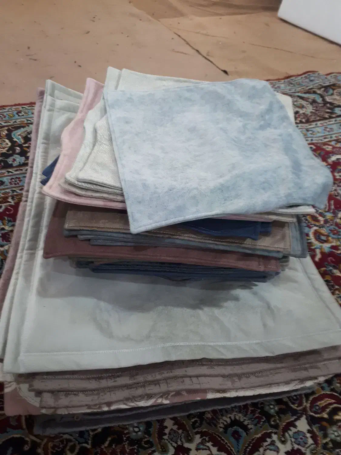 فروش روبالش وکوسن مبل|رختخواب، بالش، پتو|مرند, |دیوار