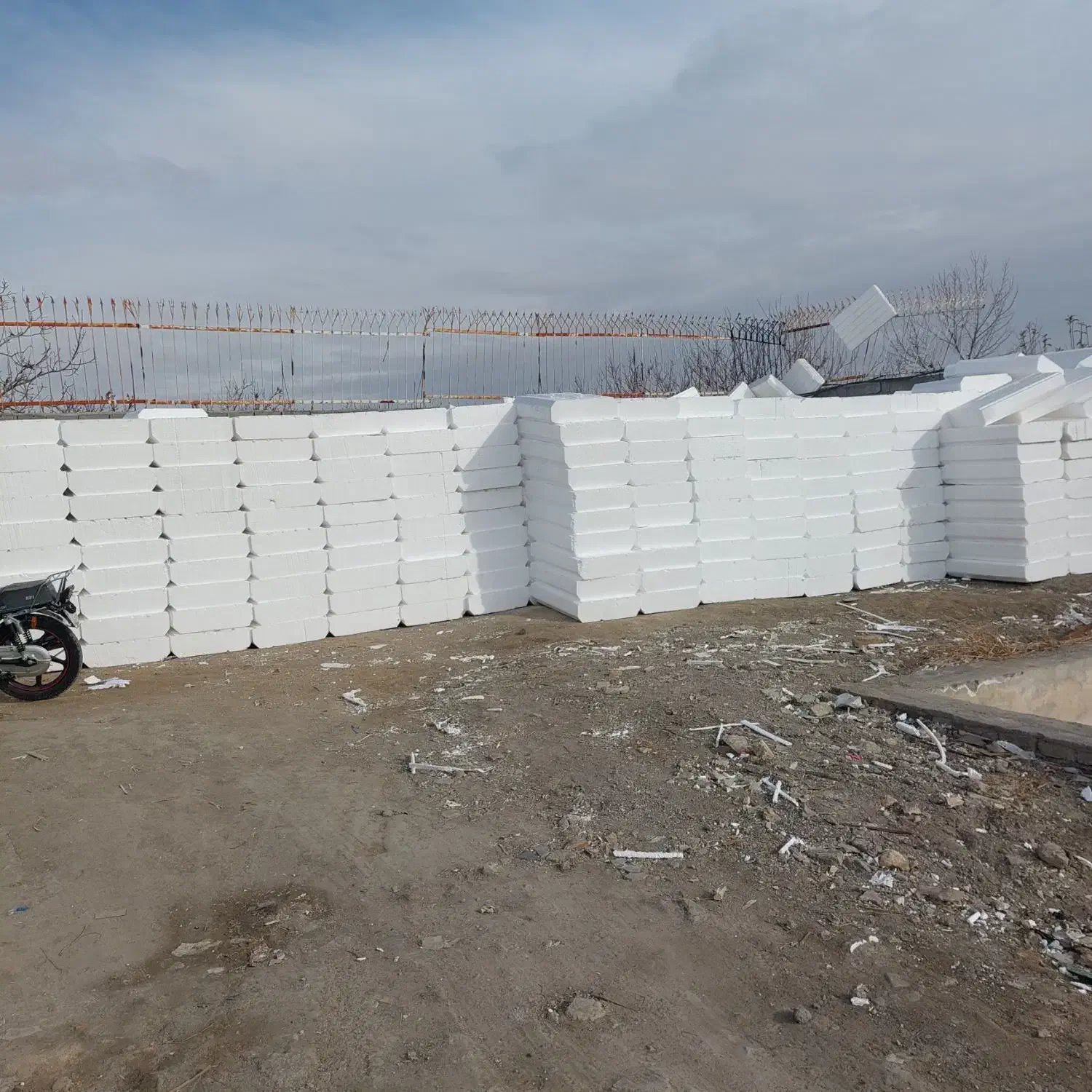 بزرگترین تولید کننده تیرچه کرومیت واکاسیوسقفی|مصالح و تجهیزات ساختمان|مشهد, توس (بلوار توس)|دیوار