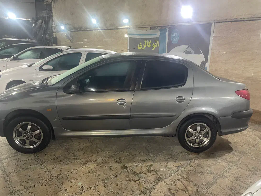 پژو۲۰۶صندوقدار|خودرو سواری و وانت|رشت, شهرک صبا|دیوار