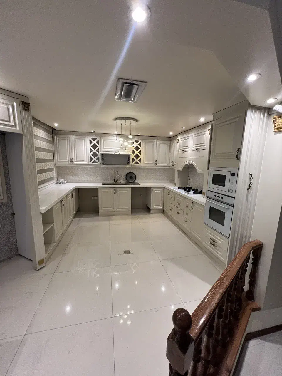 اجاره ۲۰۶ متری میرداماد ۳ خواب