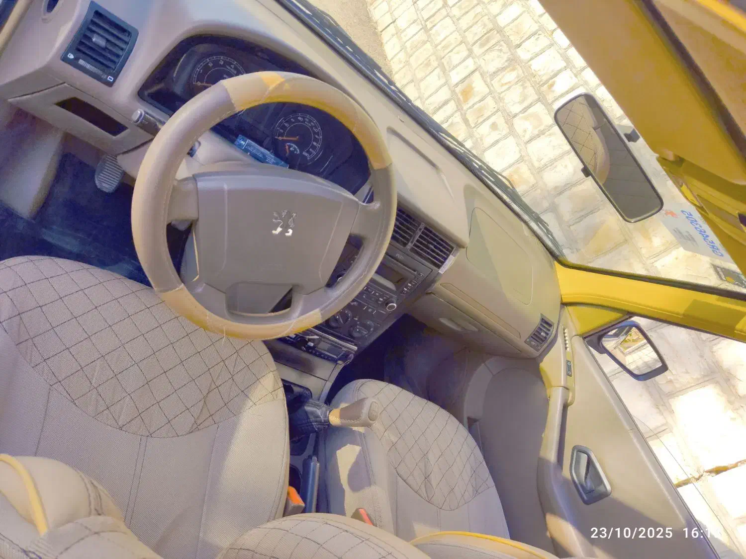 پژو۴۰۵دوگانه کارخانه.نقره ای .عروسک|خودرو سواری و وانت|سرپل ذهاب, |دیوار