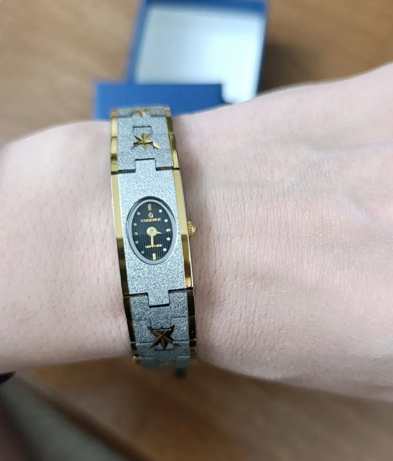 ساعت مچی زنانه essence|ساعت|تهران, افسریه شمالی|دیوار