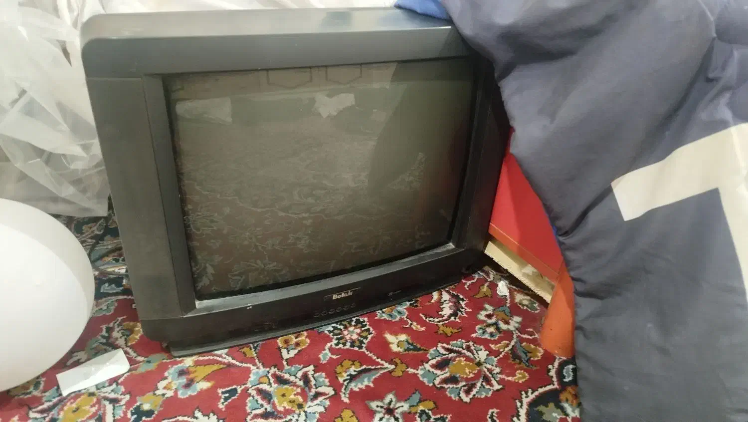 تلویزیون قدیمی سالم با کنترل و دستگاه دیجیتال|تلویزیون و پروژکتور|بهبهان, |دیوار