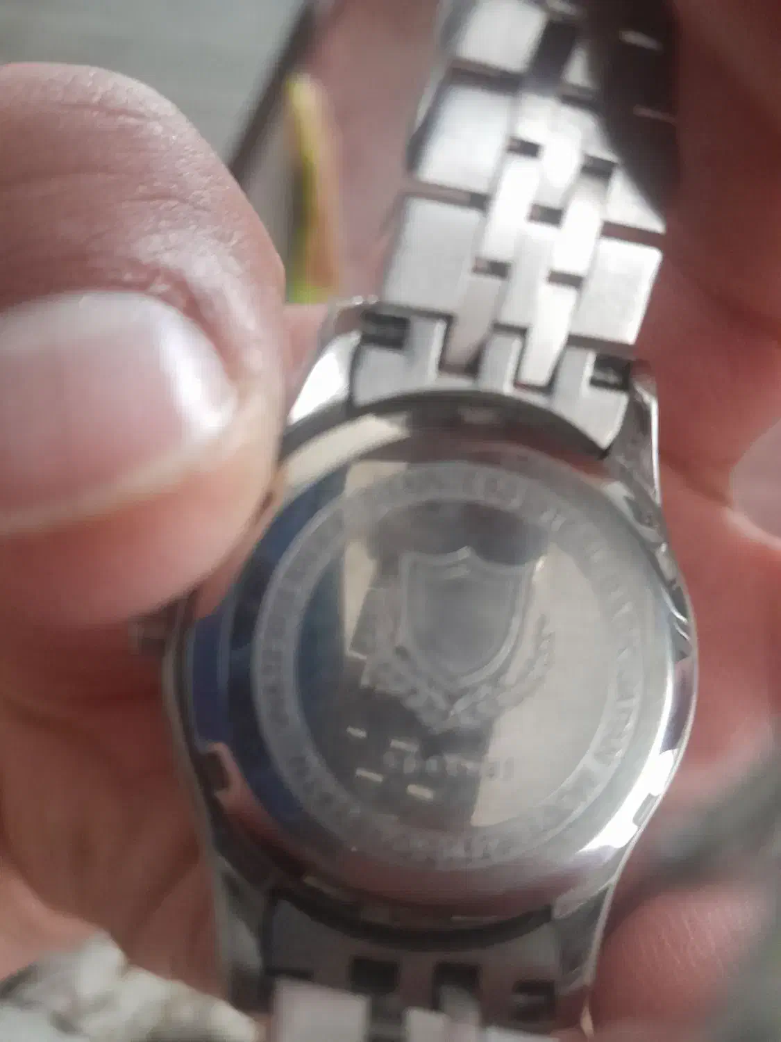 ساعت زنانه|ساعت|رباط‌کریم, مسکن مهر آبشناسان|دیوار