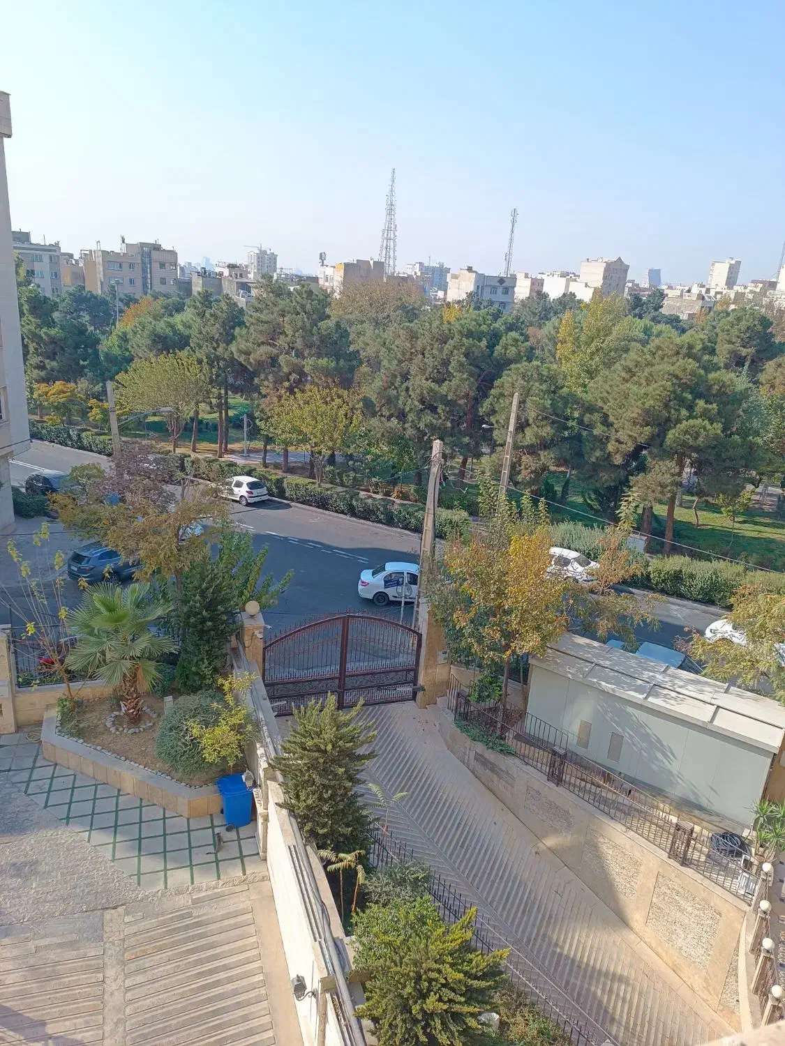 آپارتمان متراژهای  ۷۵ و ۱۰۰ و ۱۱۵ متر