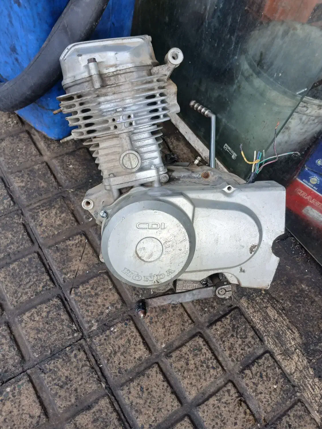 انجین هندا|قطعات یدکی و لوازم جانبی|هشتگرد, هشتگرد قدیم|دیوار