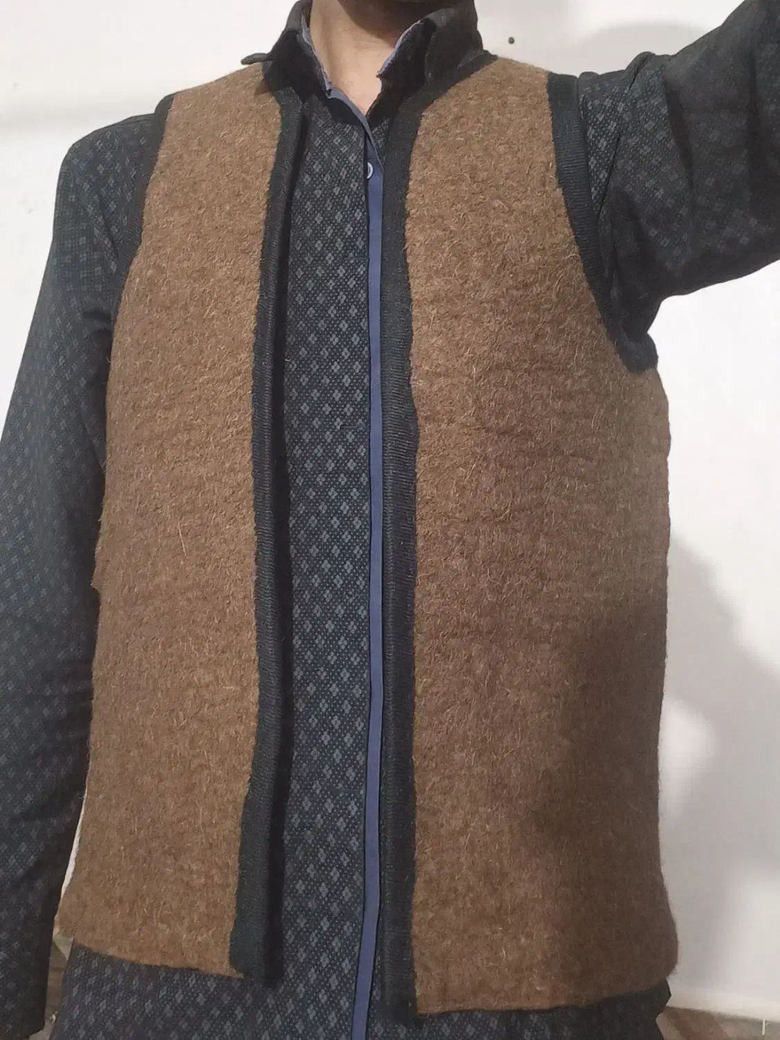 جلیقه نمدی|کیف، کفش، کمربند|اردکان, |دیوار