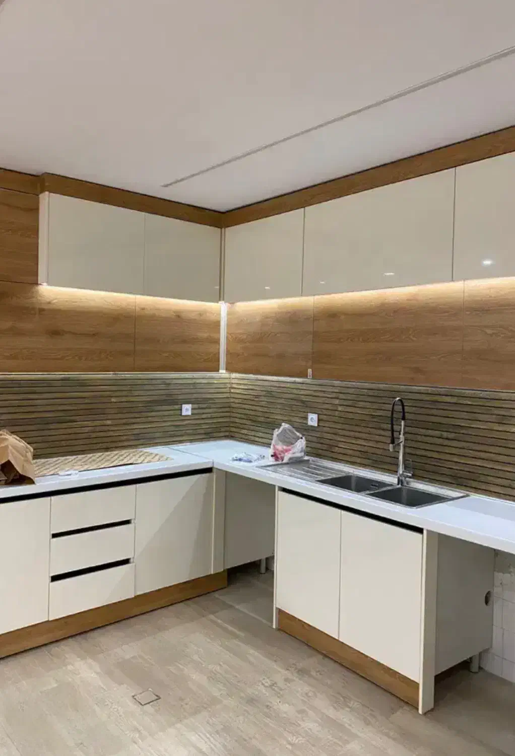 اختیاریه/۹۰متر۲خواب/مجرد‌زوج/۲ساله