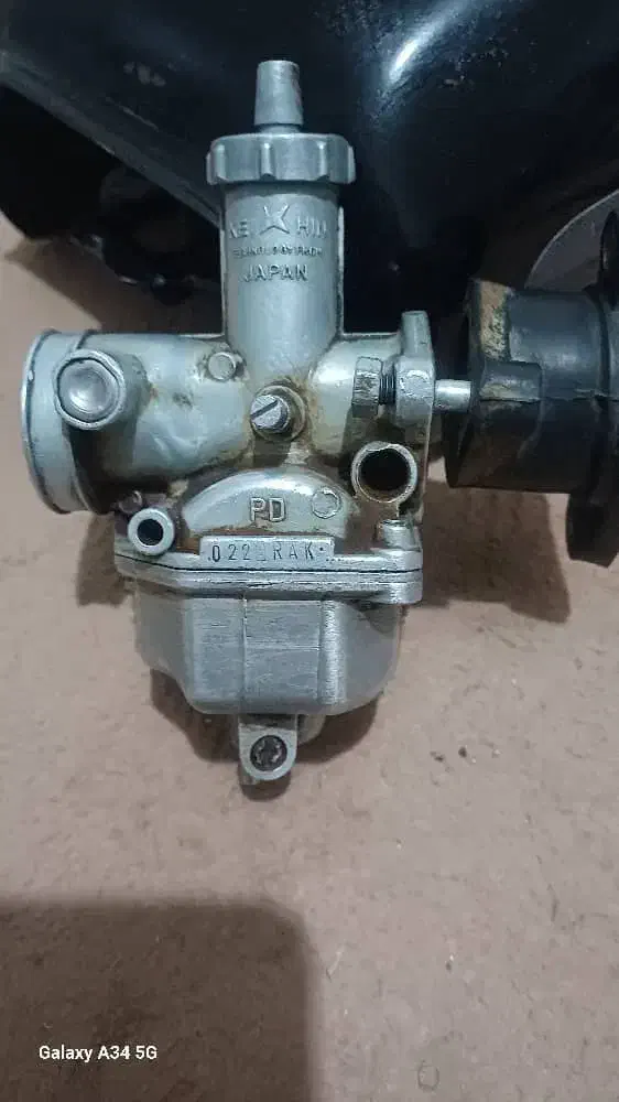 لوازم موتور 125|قطعات یدکی و لوازم جانبی|اصفهان, گرکان|دیوار