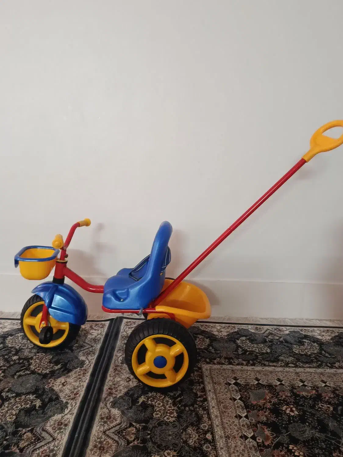 روروک سه چرخه کودک|اسباب‌بازی بچه|خورموج, |دیوار