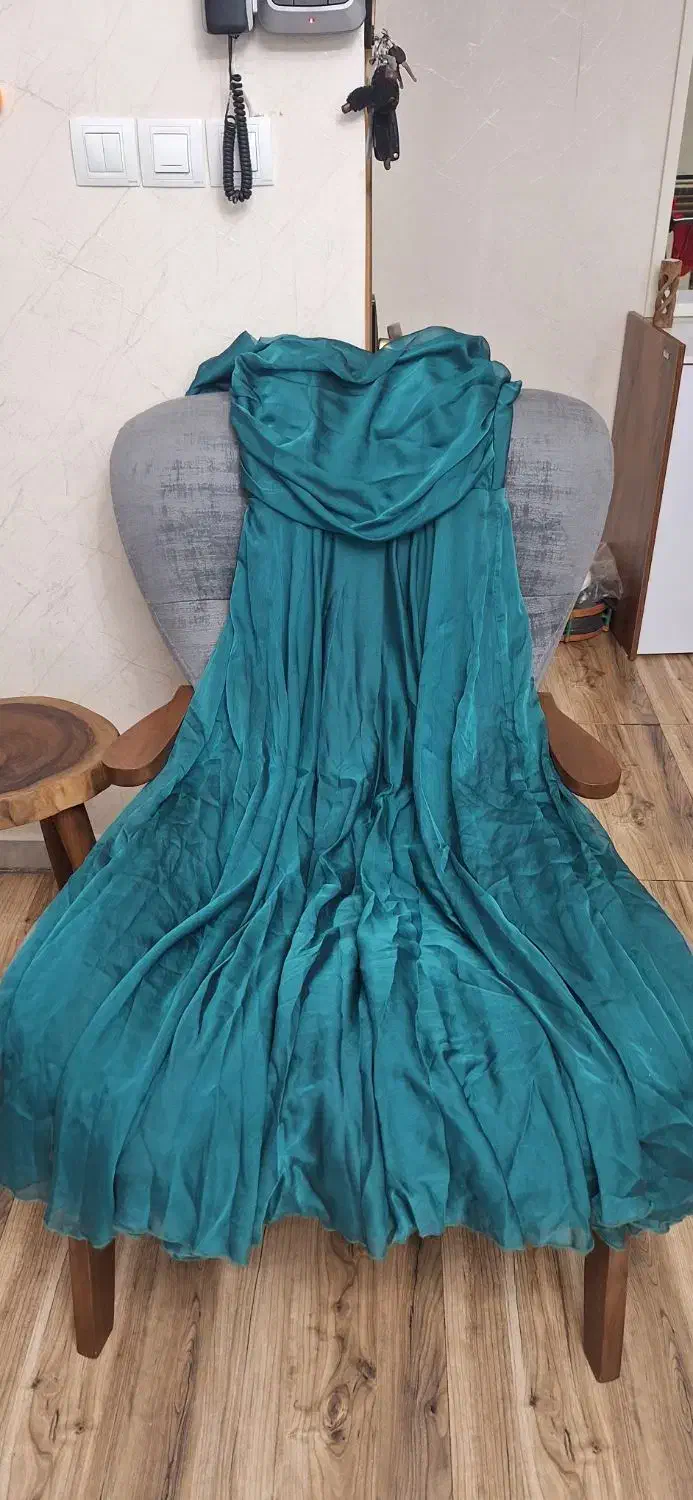 لباس مجلسی|لباس|رشت, لاکانی|دیوار