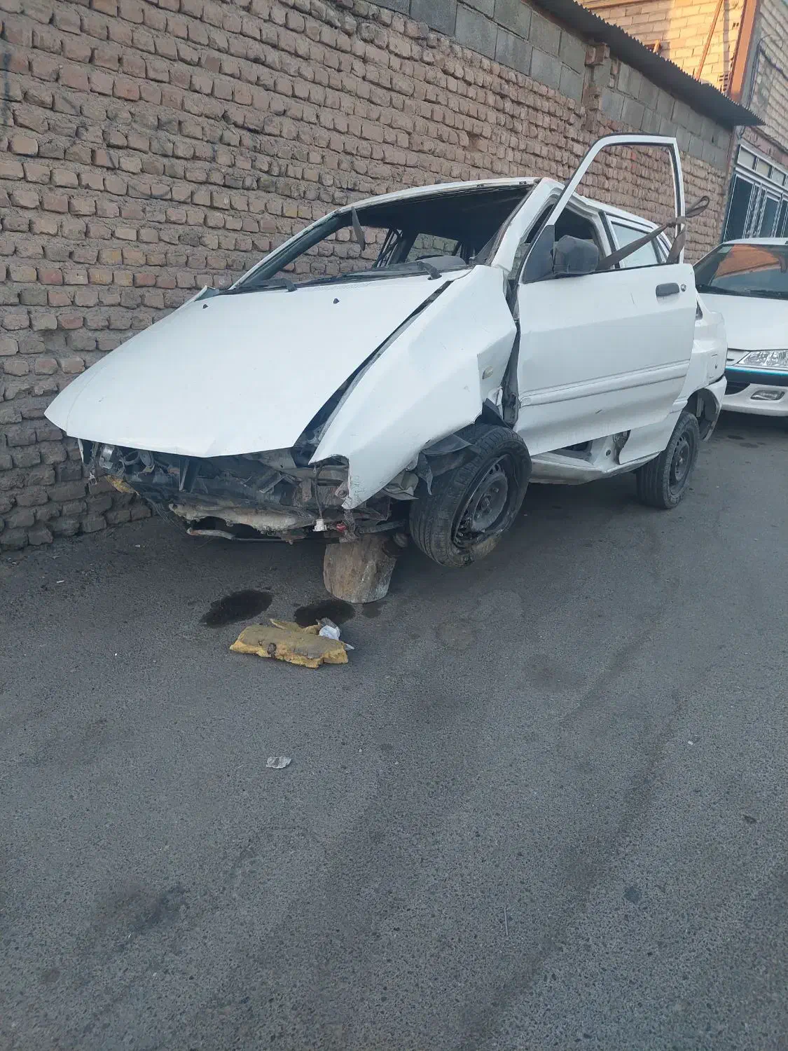 فروش پراید تصادفی|خودرو سواری و وانت|بیرجند, |دیوار