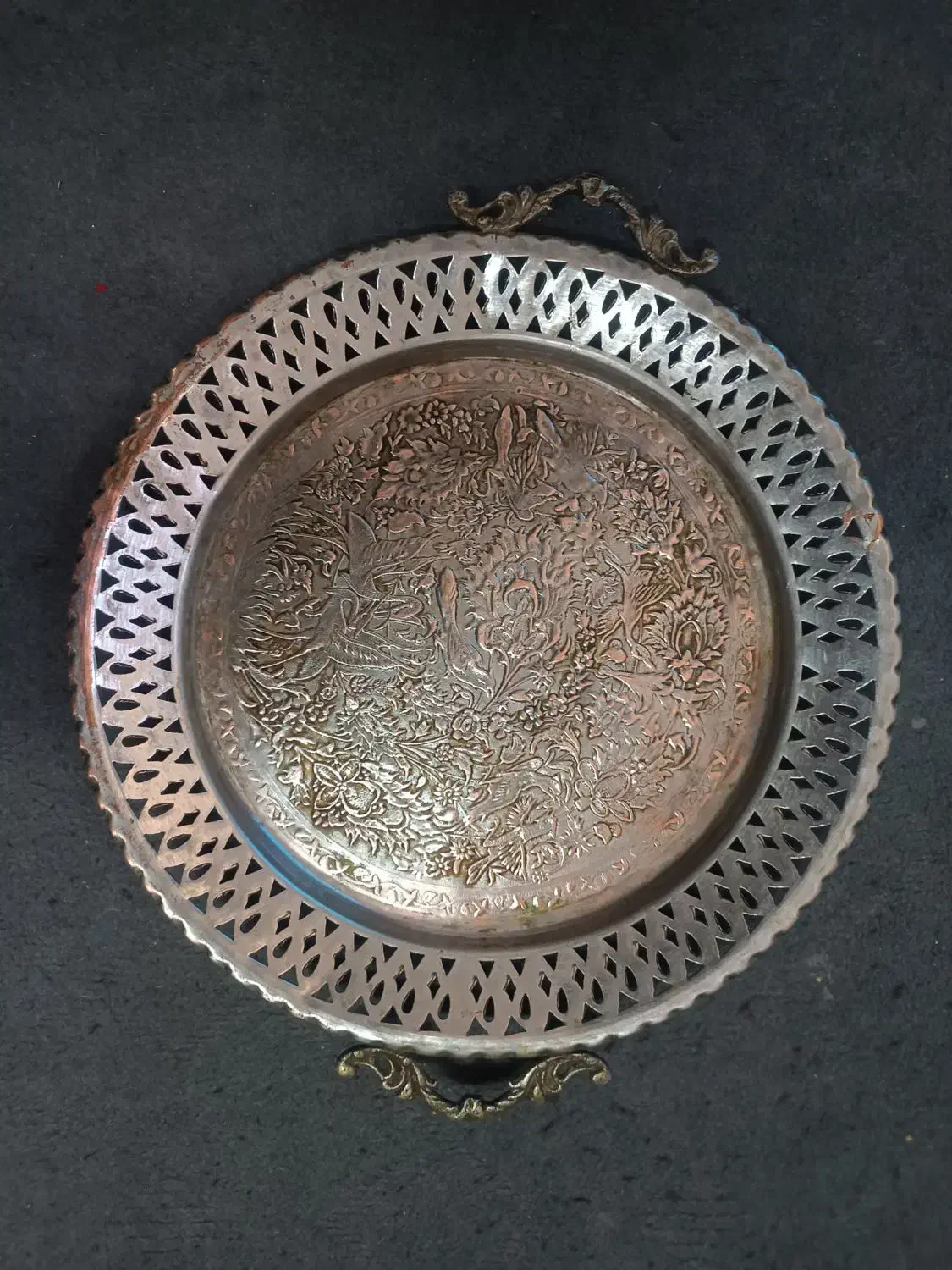 سینی مسی قدیمی|کلکسیون اشیاء عتیقه|تبریز, |دیوار