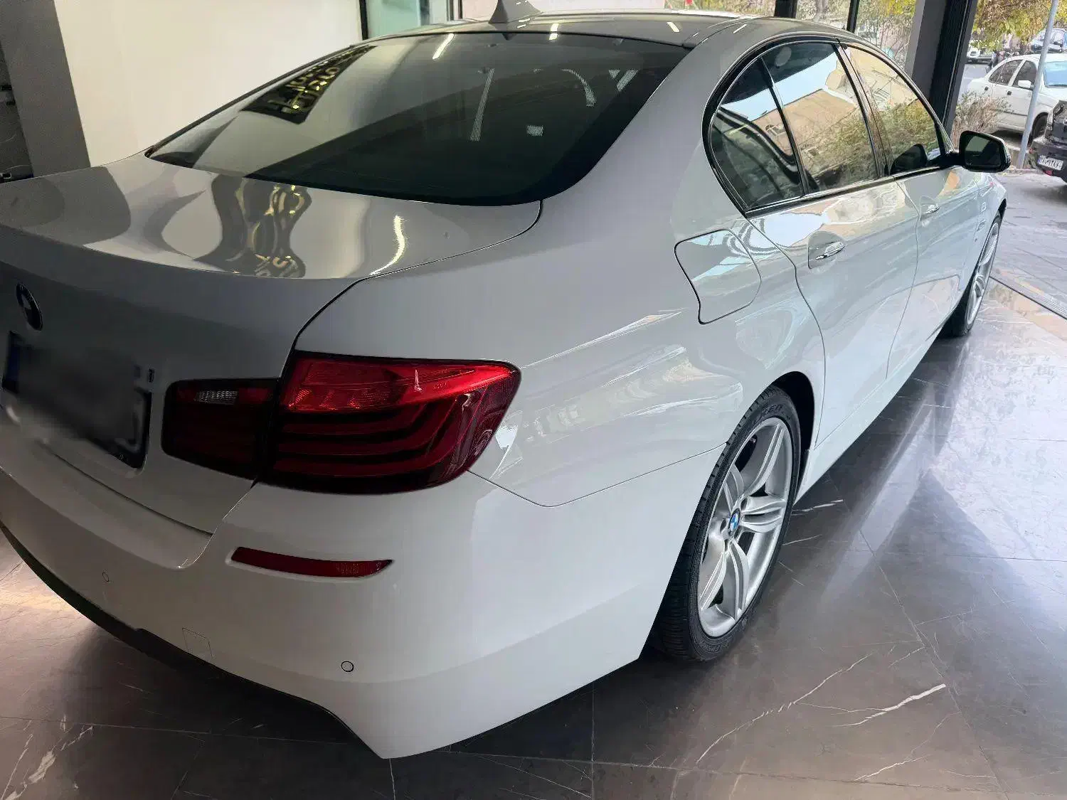 بی ام و 528 مدل ۲۰۱۴ استثنایی|خودرو سواری و وانت|تهران, جمهوری|دیوار