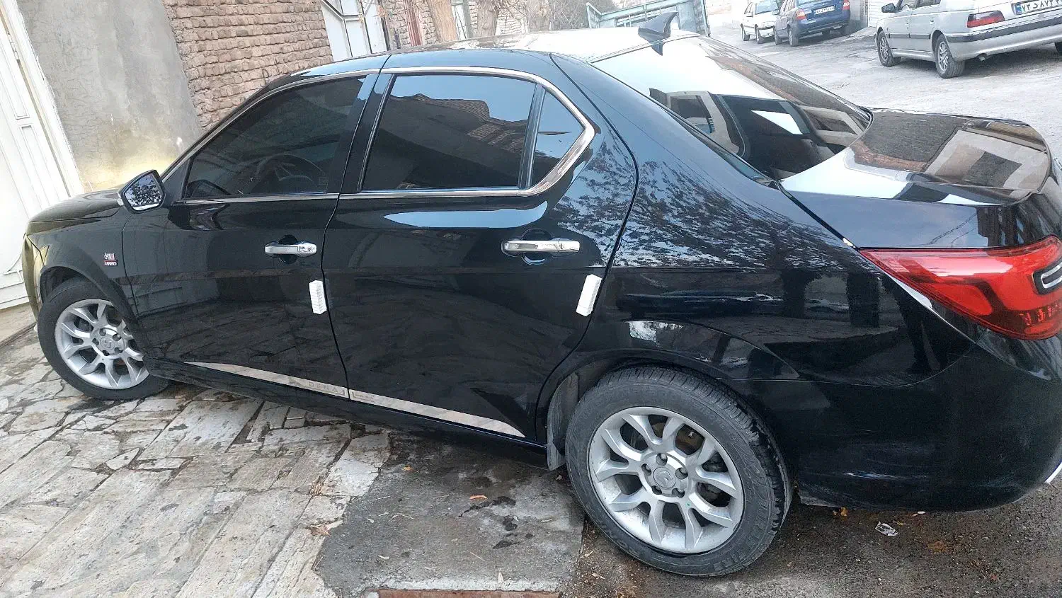 دنا پلاس اتومات توربو مدل ۱۴۰۲|خودرو سواری و وانت|ماکو, |دیوار