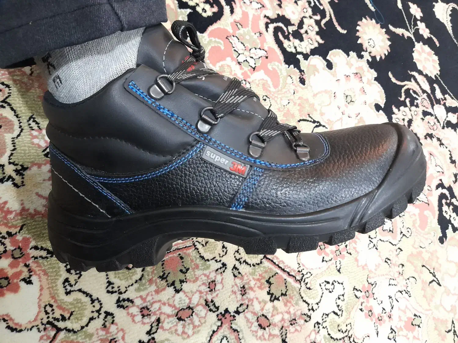 کفش ایمنی|کیف، کفش، کمربند|ازنا, |دیوار