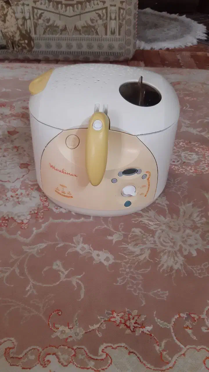 یک دستگاه سرخ کن سالم باروغن|سایر لوازم برقی|پاکدشت, پاکدشت (مامازند)|دیوار