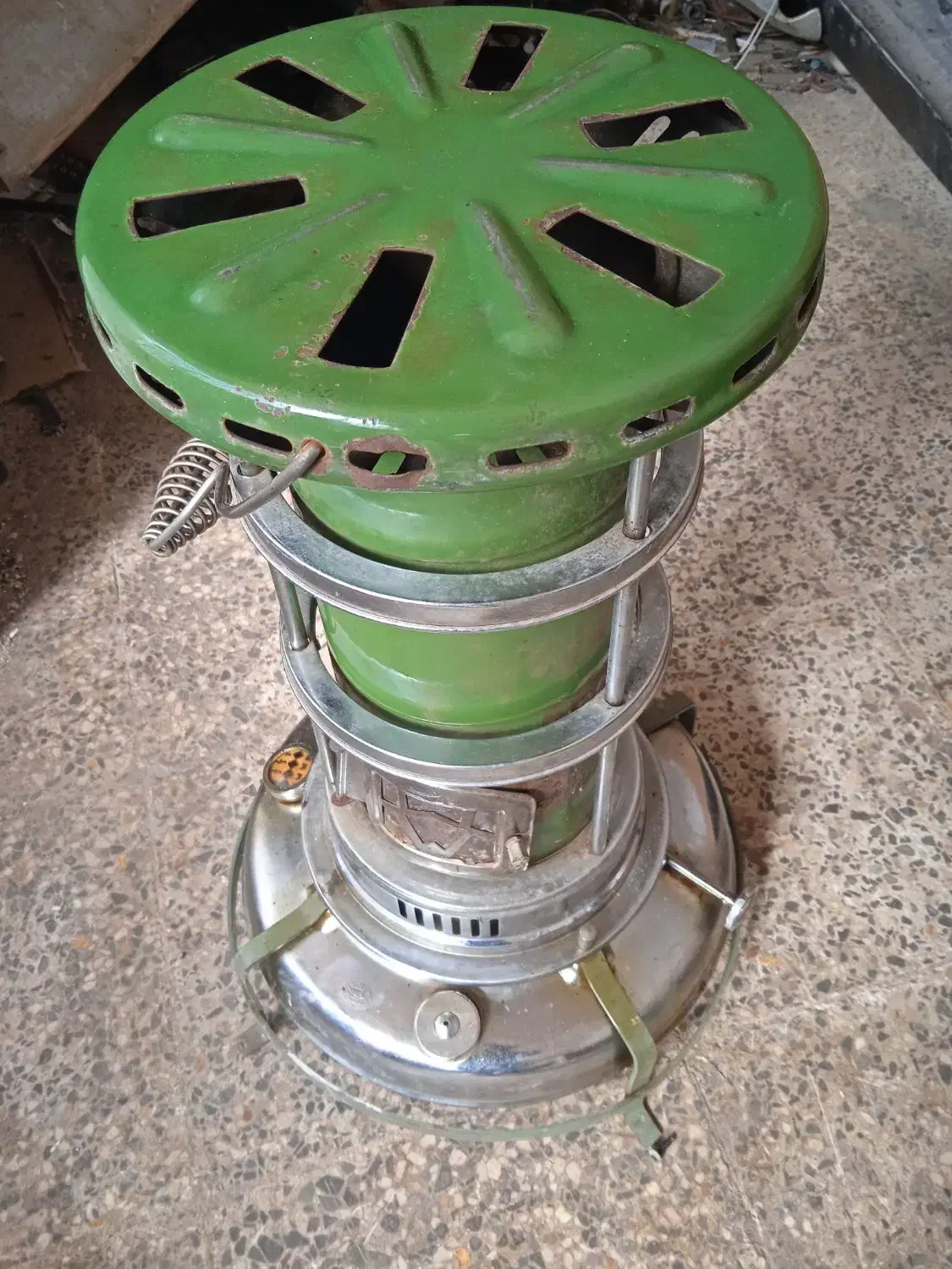 فروش و خریدار چراغ نسب فرسوده شکسته|حراج|بروجرد, |دیوار