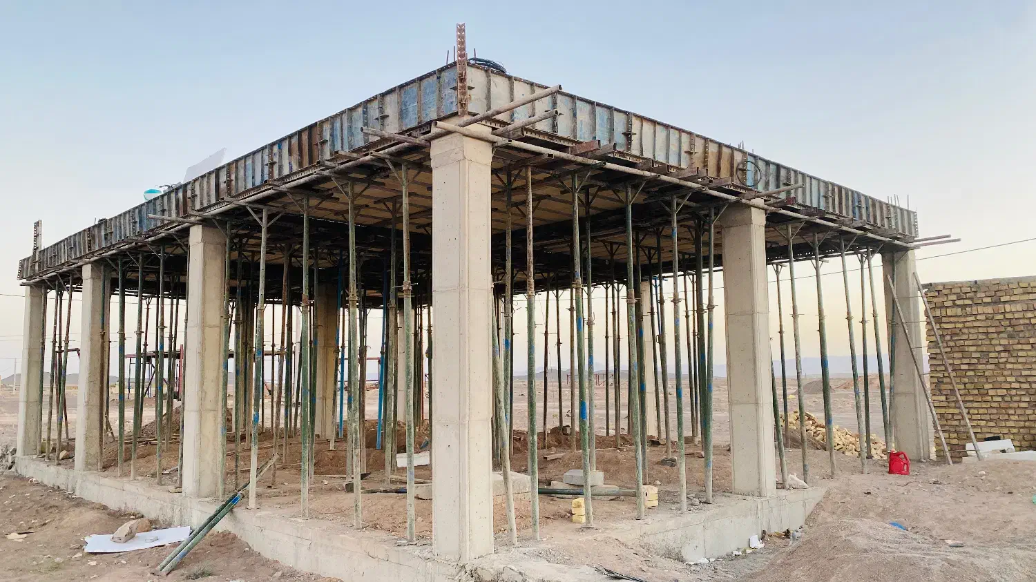 نیازمند نیرو الموتور بند|استخدام معماری، عمران و ساختمانی|بیرجند, |دیوار