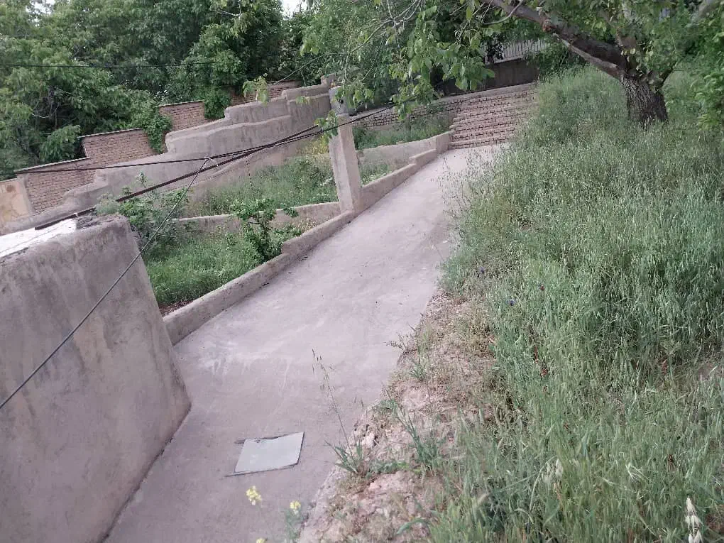 خانه ویلای دو طبقه|فروش خانه و ویلا|هشتگرد, هیو|دیوار