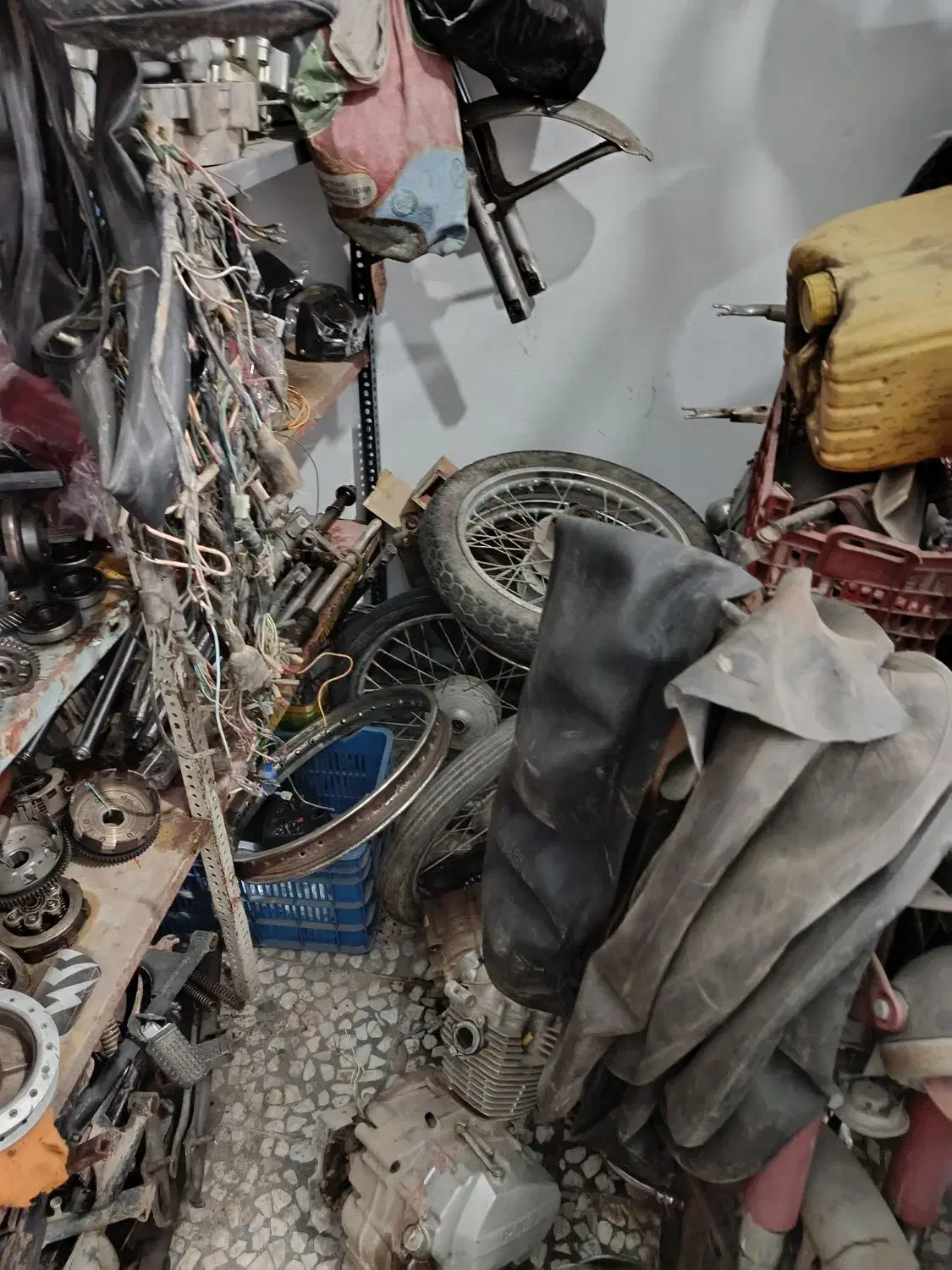 لوازم تعمیرگاه موتور|فروشگاه و مغازه|قائمشهر, |دیوار