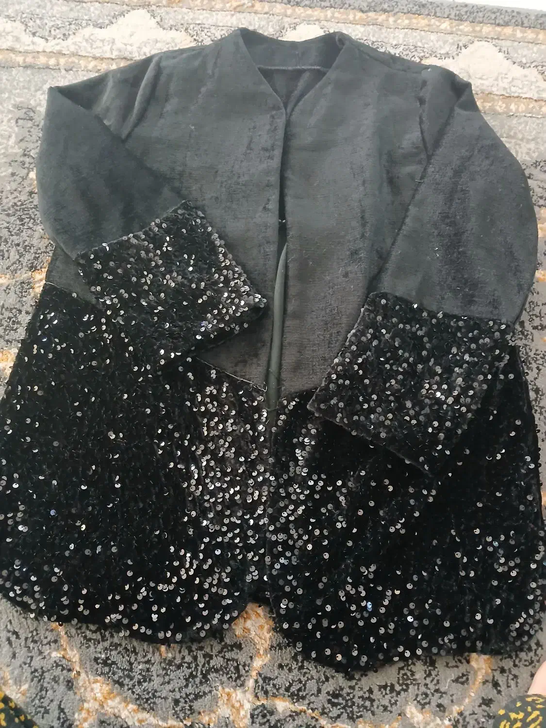 کت مخمل|لباس|شاهین‌شهر, حاجی آباد|دیوار