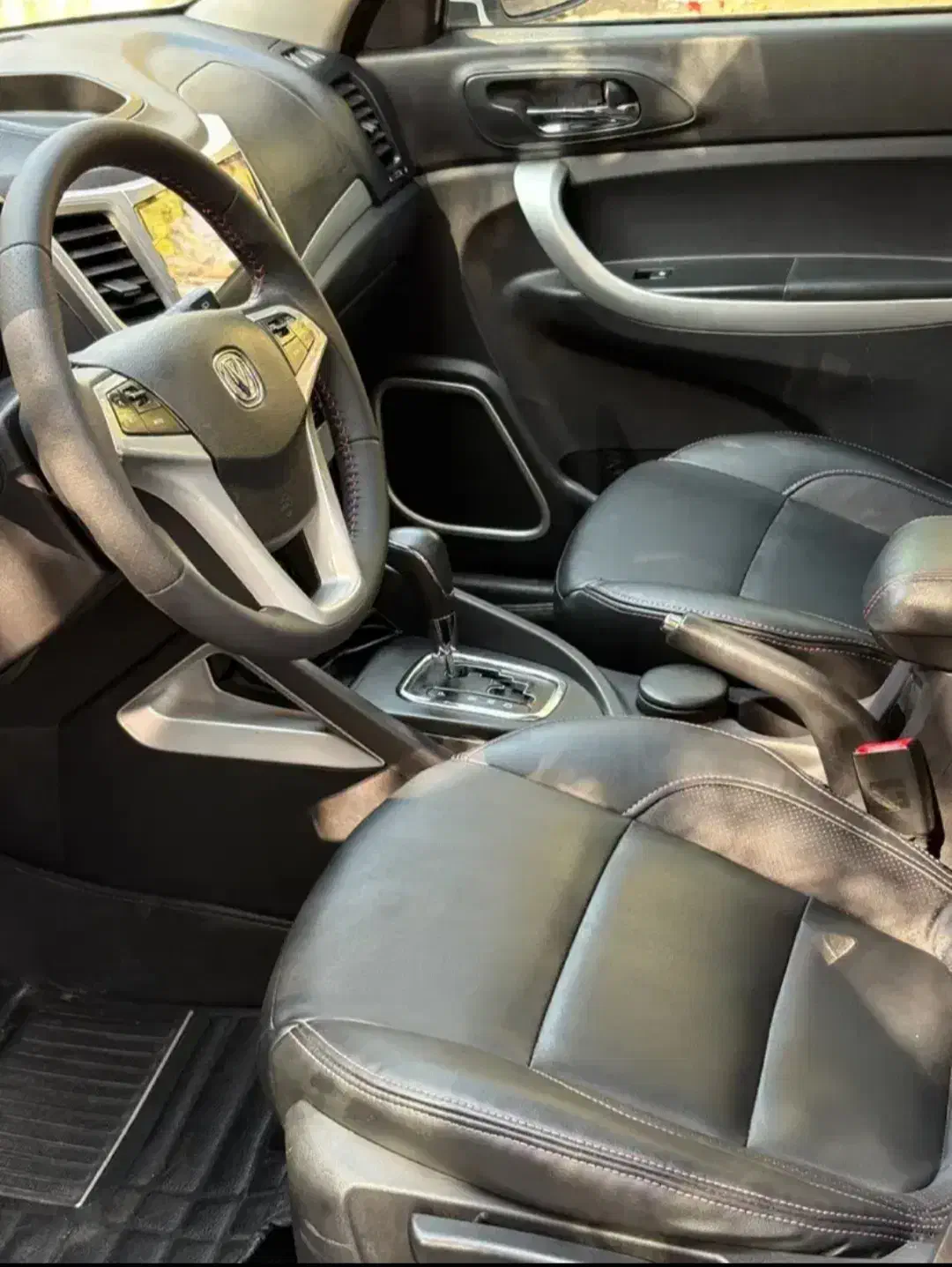 ماشین شاسی بلند چانگان کم کارکرد مدل ۹۸ اتوماتیک|خودرو سواری و وانت|قم, مهدیه|دیوار