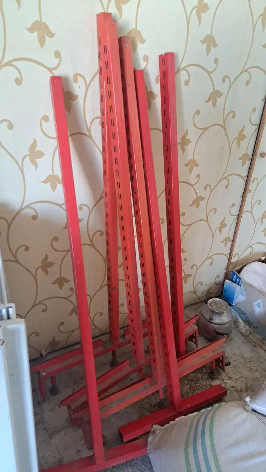 قفسه اهنی درحد نو|کتابخانه، شلف، قفسههای دیواری|بهنمیر, |دیوار