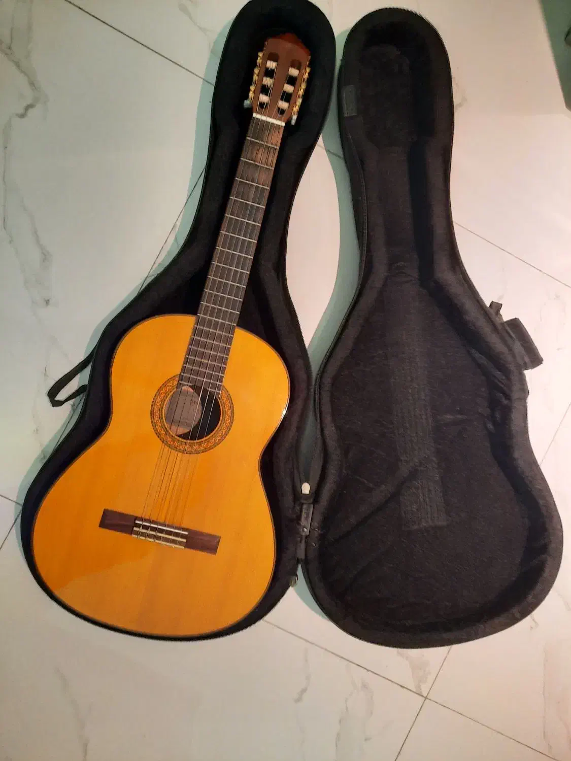 گیتار یاماها c70 با وسایل|گیتار، بیس، امپلیفایر|تهران, پونک|دیوار