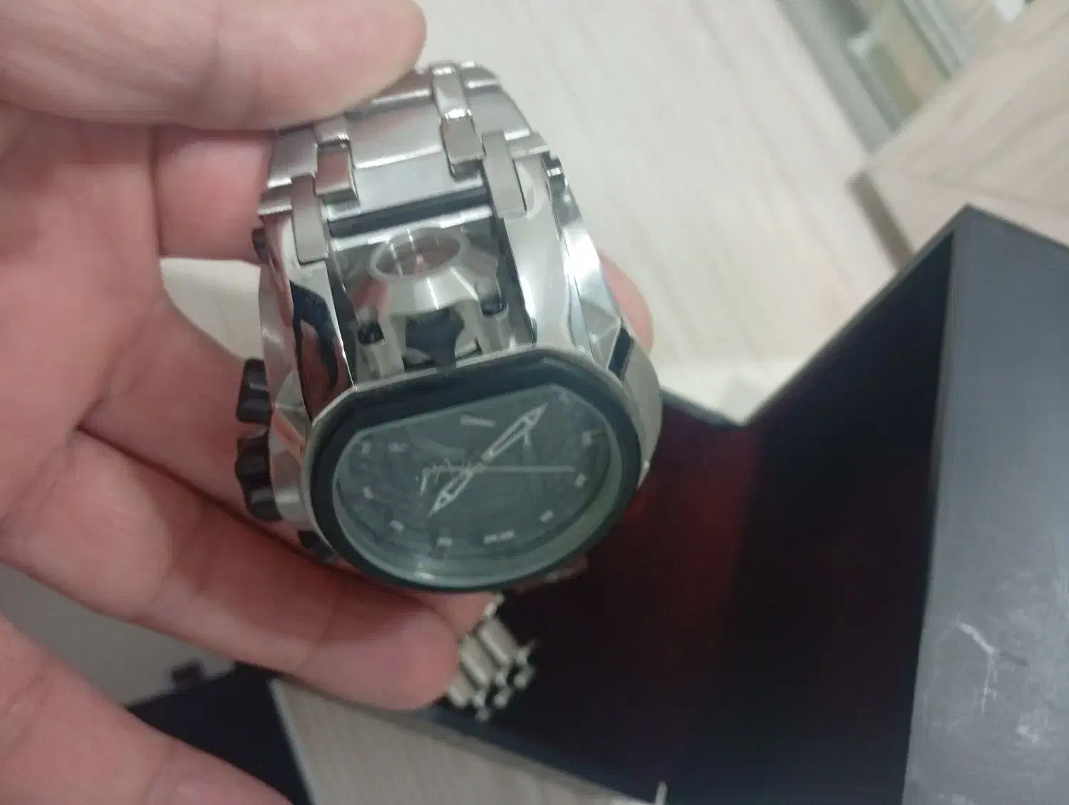 سااعت|ساعت|رشت, حمیدیان|دیوار