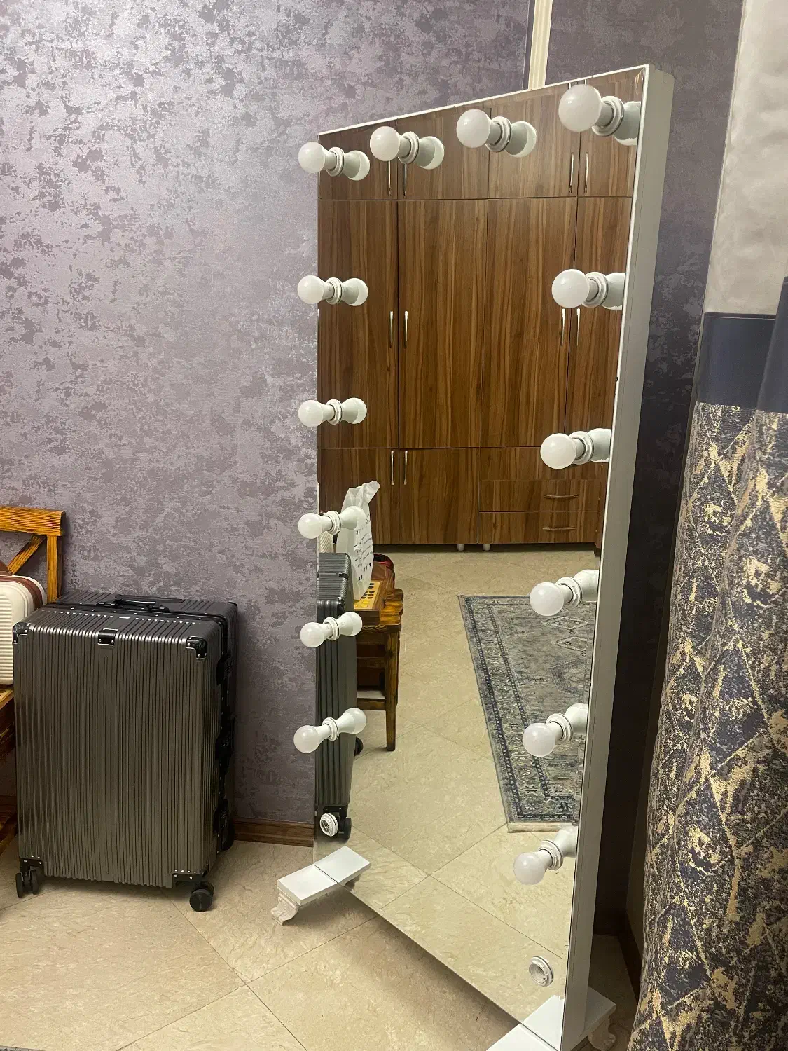 آینه چراغدار هالیوودی|آینه|تهران, سعادت‌آباد|دیوار