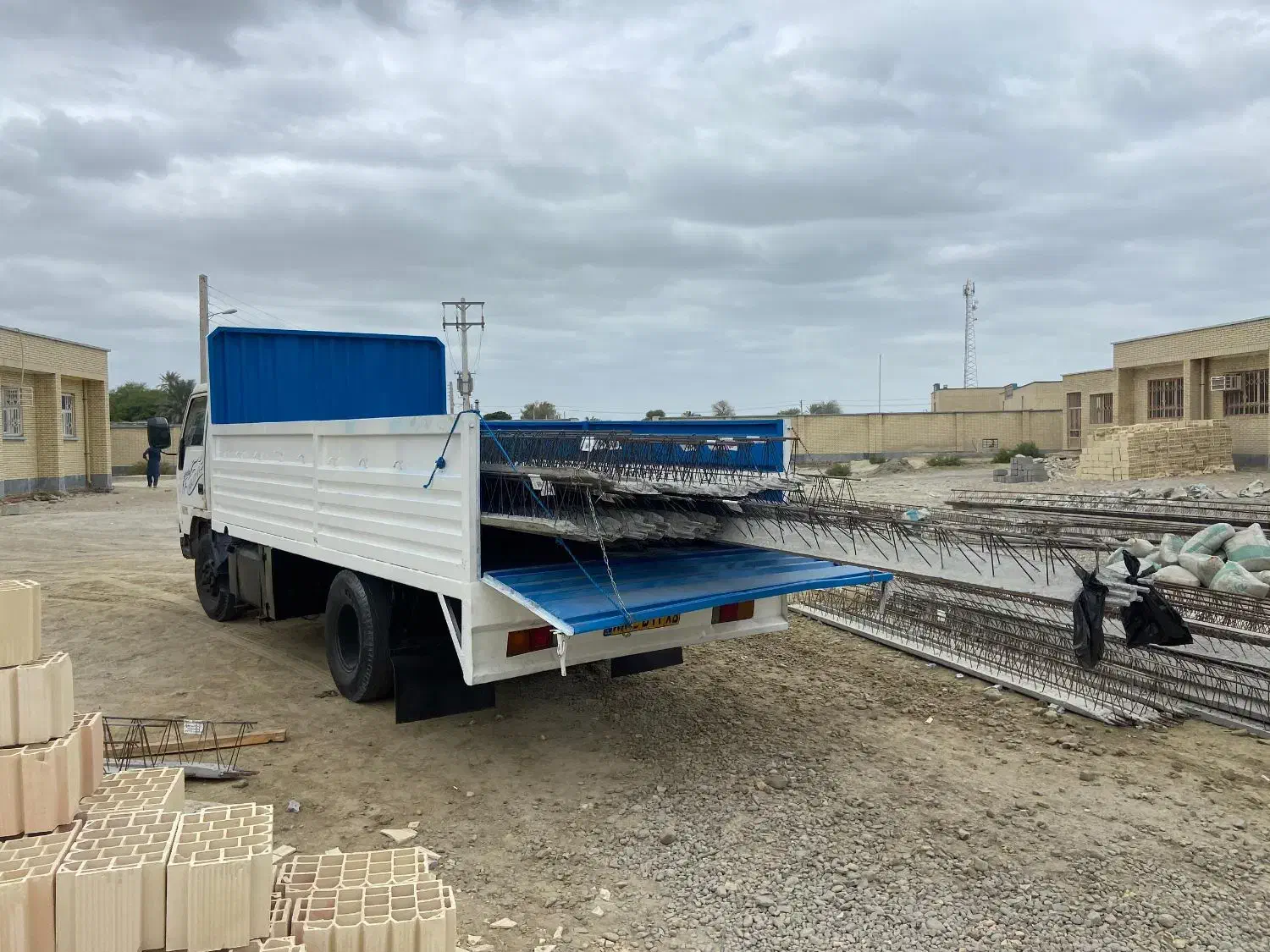 حمل بار و اثاثیه  خاور در چابهار و حومه|خدمات حمل و نقل|چابهار, |دیوار