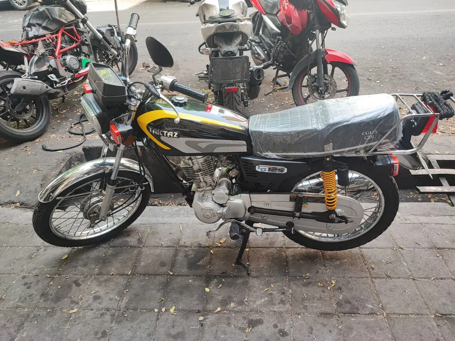 موتور هوندا ۱۲۵ تکتاز|موتورسیکلت|تهران, خزانه|دیوار