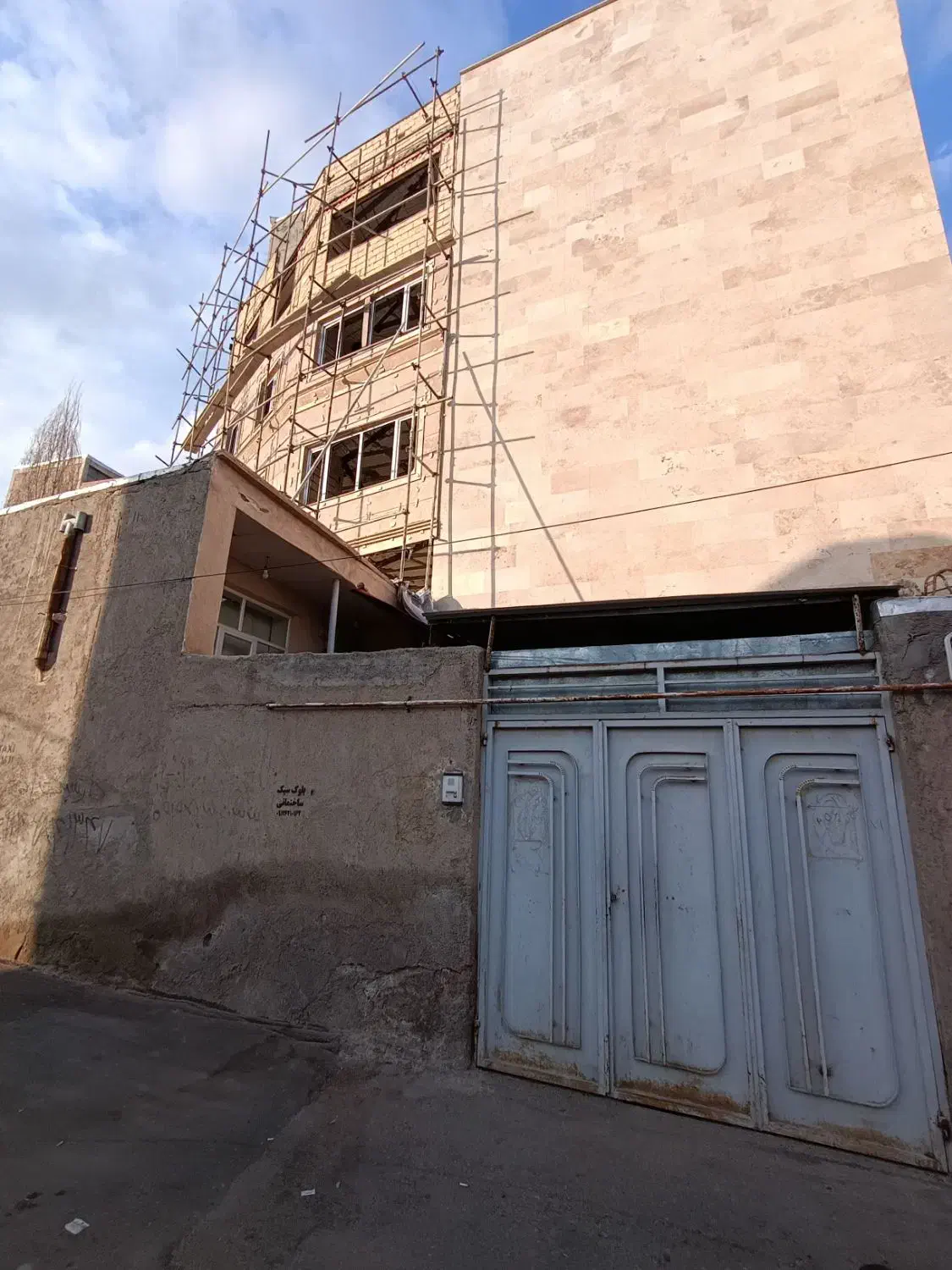 سه طبقه خدماتی یک باب تجاری|فروش دفتر کار، اتاق اداری، مطب|اردبیل, |دیوار