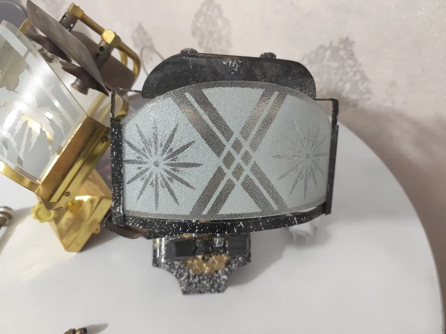 دو عدد روشنایی گازی|لوستر و چراغ آویز|تبریز, |دیوار