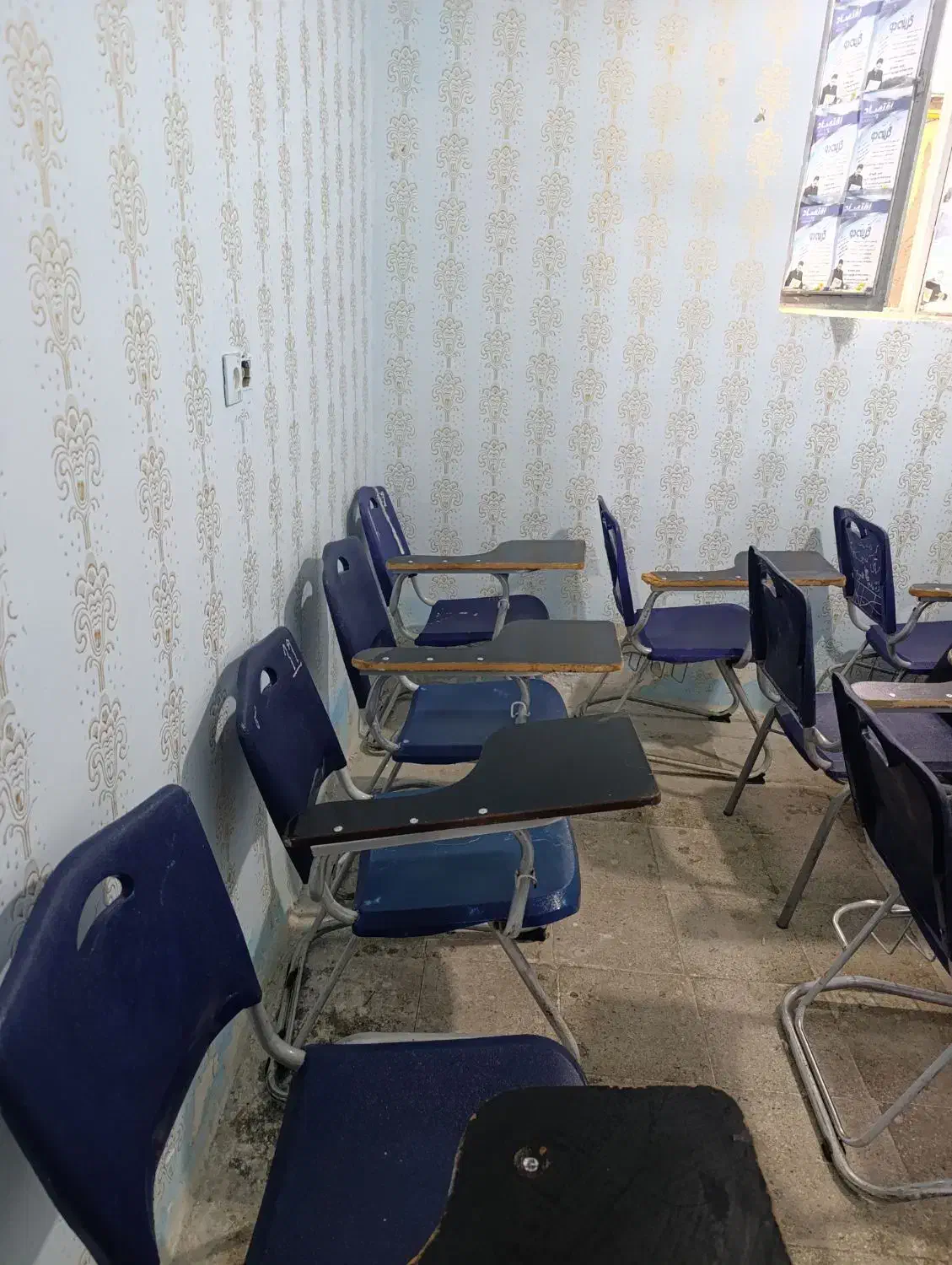 فروش صندلی مدرسه|صندلی و نیمکت|کوهدشت, |دیوار