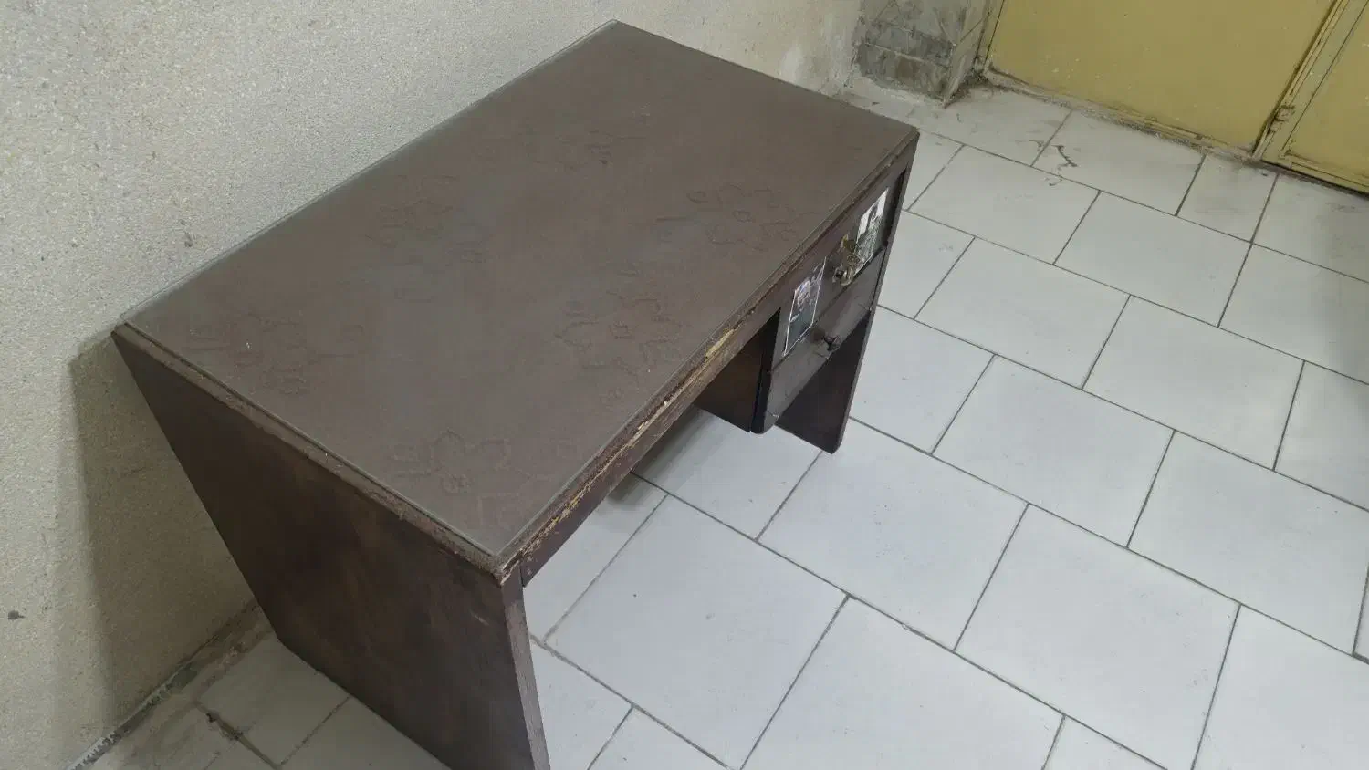 میز چوبی|میز تحریر و کامپیوتر|زرند, |دیوار